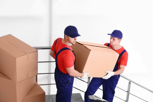 Removals van for Greenwich home and flat moves