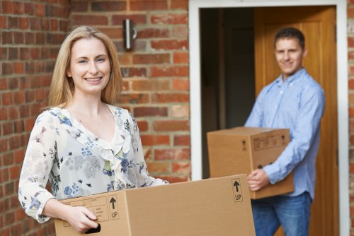 Free quote policy for Greenwich man and van service