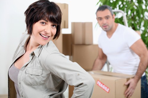 Local movers planning access and parking for a Greenwich property relocation